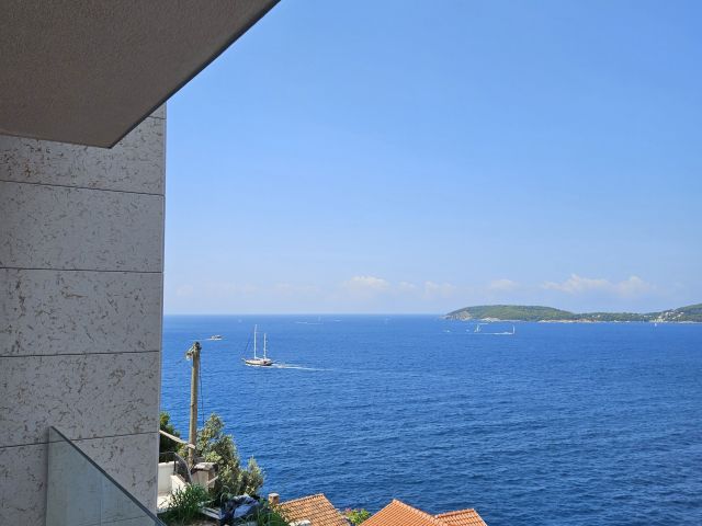 Prodaja komfornog stana u novogradnji s pogledom na more u Zatonu, Dubrovnik