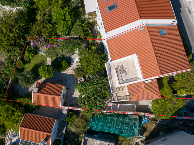 Prodaje se stan na atraktivnoj lokaciji u centru grada, Dubrovnik