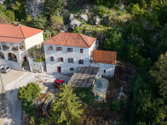 Prodaja kamene kuće u okolici Dubrovnika, Konavle