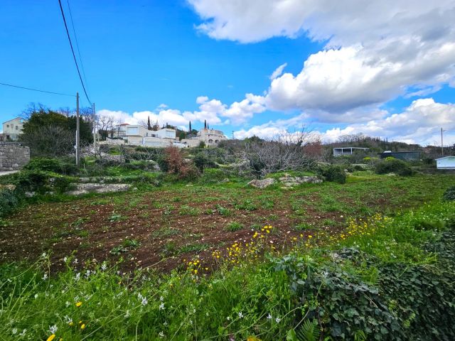 Prodaja građevinskog zemljišta u Čilipima, Konavle