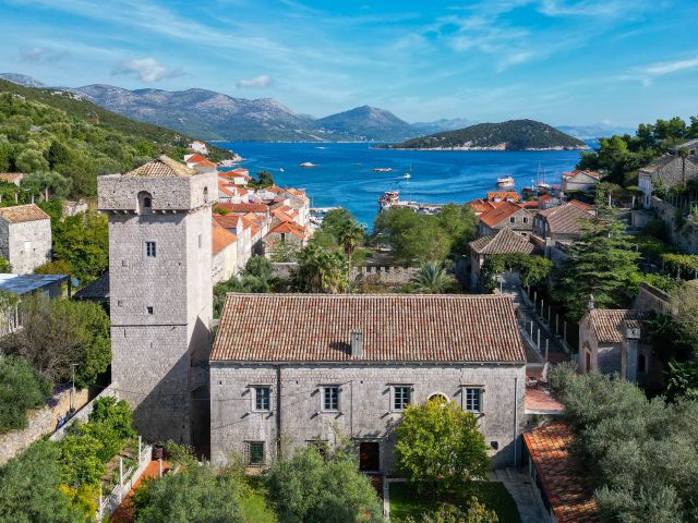 Sale of a historic summer residence on Sipan Island near Dubrovnik