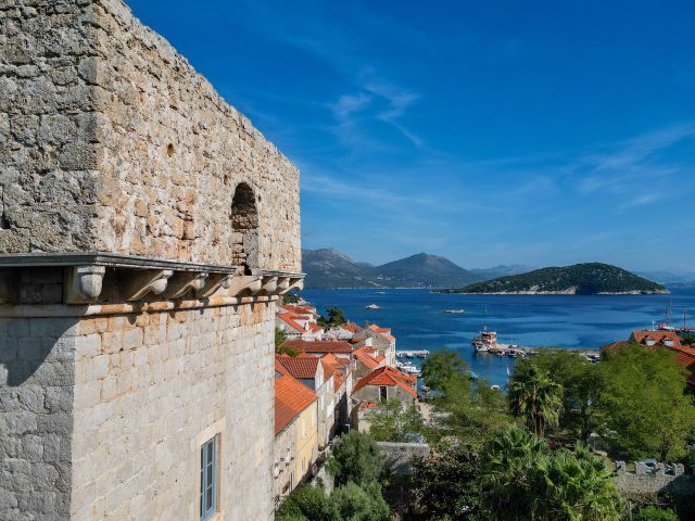 Sale of a historic summer residence on Sipan Island near Dubrovnik