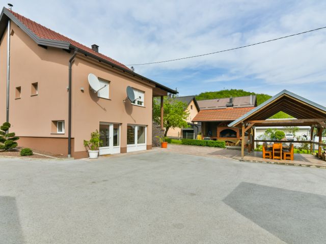 House Vugrovec Gornji, Sesvete, 290m2