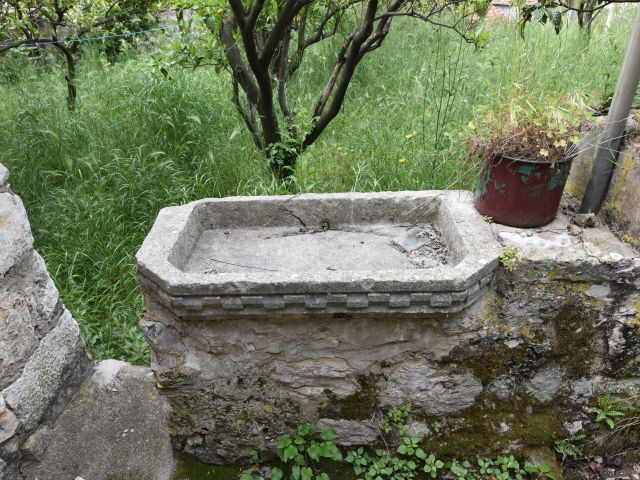 Sale of a semi-detached ruined house on the island of Lopud near Dubrovnik