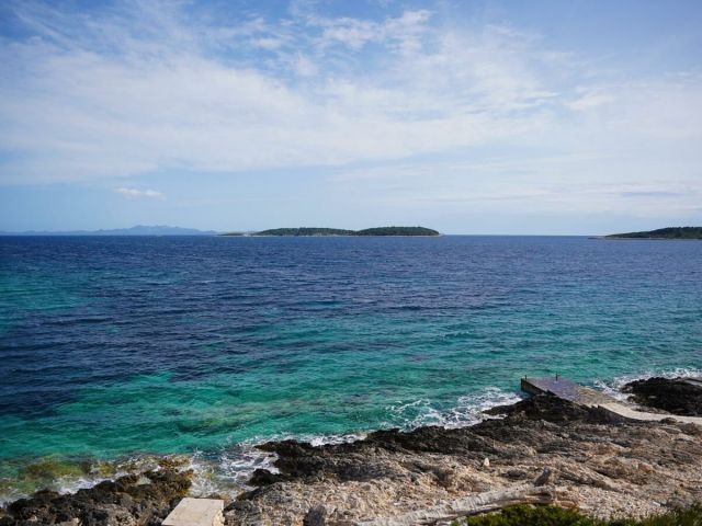 Prodaja ekskluzivne vile prvi red do mora na otoku Korčuli