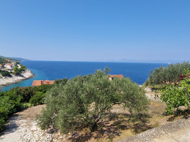 Sale of building land in Prigradica, island of Korčula