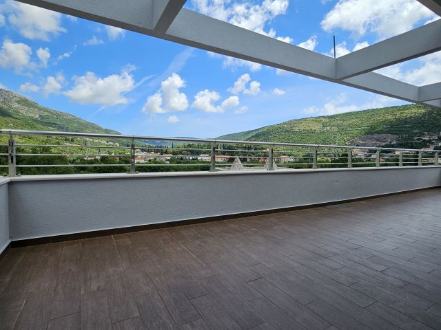 Na prodaju penthouse s pogledom na Rijeku dubrovačku u blizini Dubrovnika