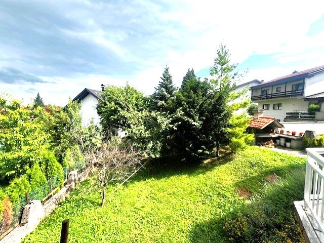 House Perivoj, Samobor, Dežmanova 4, 500m2