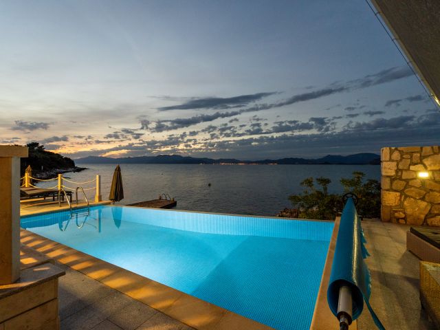 Sale of best European villa by the sea in 2017 in the vinicity of Dubrovnik