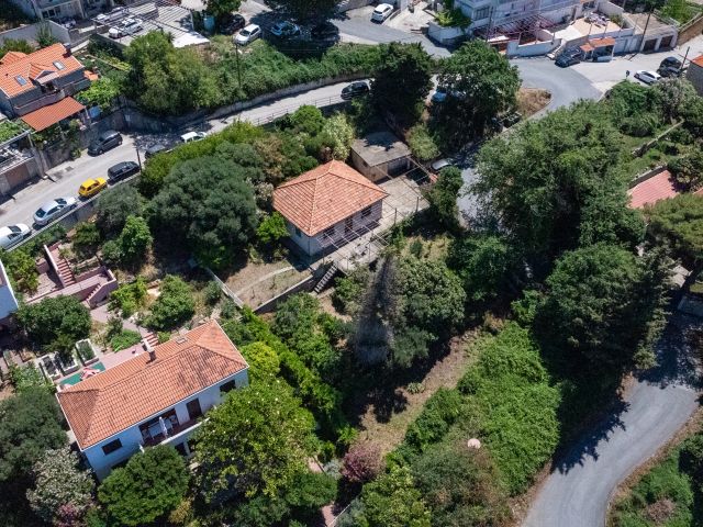 House for sale with building land plot in the centre of Dubrovnik