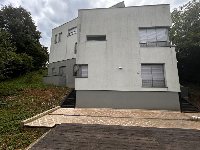 House Gornje Vrapče, Črnomerec, 331,32m2