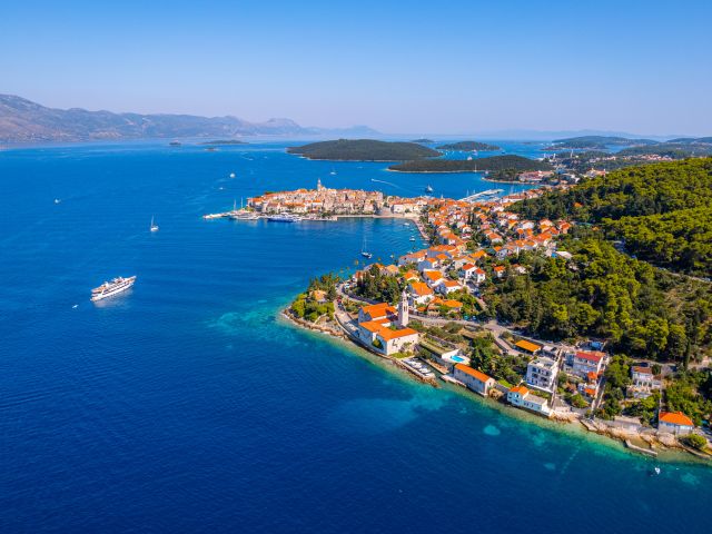 Prodaje se stan u Korčuli s pogledom na more