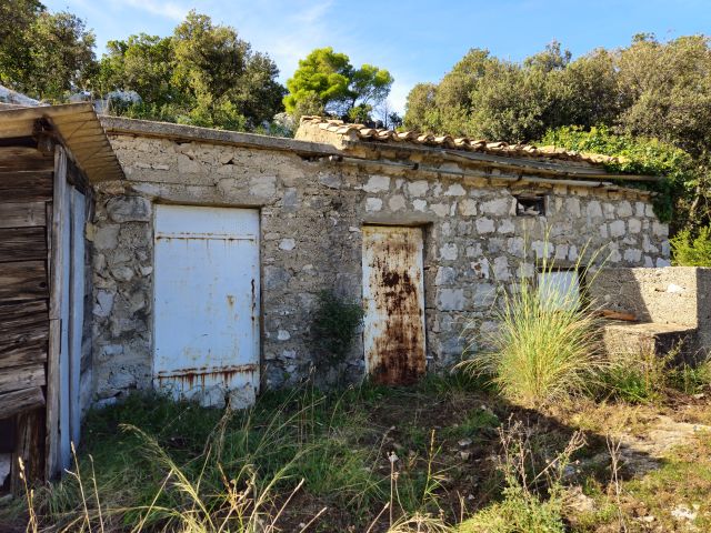 Ruined house with impressive land plot for sale, Lopud island near Dubrovnik