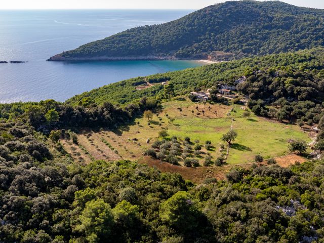 Ruined house with impressive land plot for sale, Lopud island near Dubrovnik