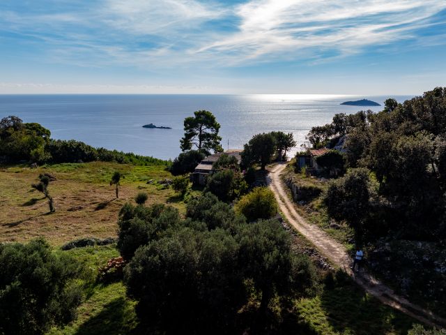 Ruined house with impressive land plot for sale, Lopud island near Dubrovnik