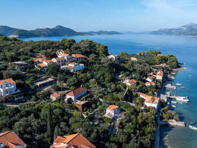 House with garden and sea view on island of Koločep near Dubrovnik, on sale