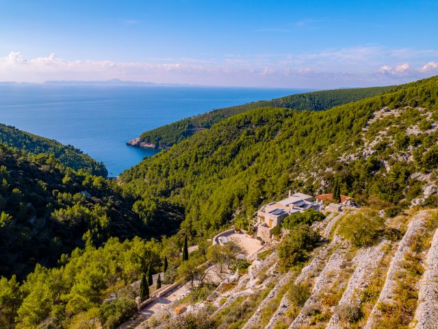 Prodaje se  luksuzna vila na Korčuli