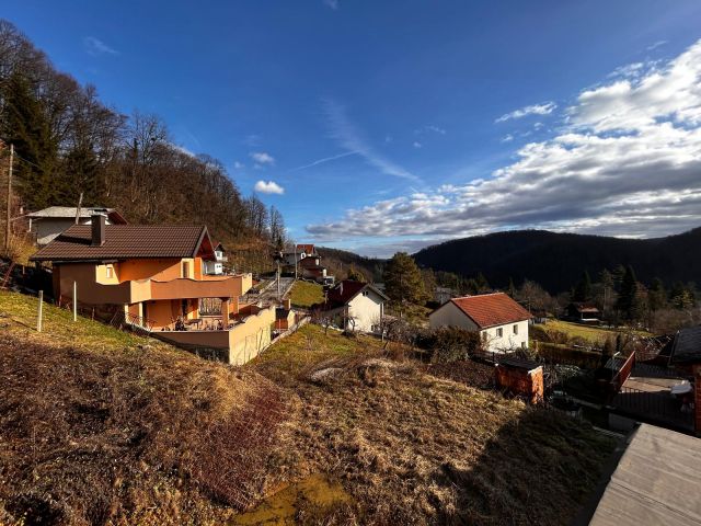 Prodaje se kuća za rekonstrukciju u Dubravi Samoborskoj