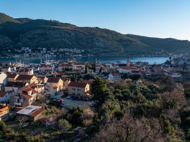 Land for sale with building permit near Dubrovnik, Mokošica