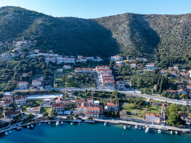 Građevinsko zemljište s pogledom na more Zaton, okolica Dubrovnika