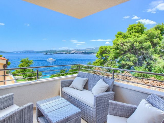 Luksuzna vila s panoramskim pogledom na more