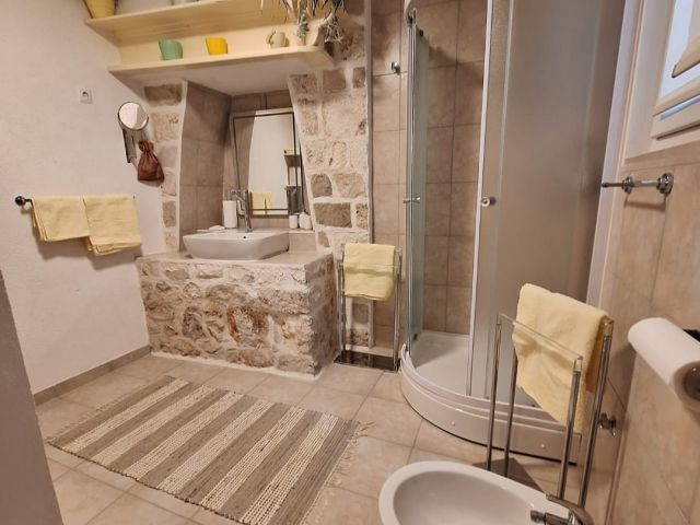 For sale: Authentic stone house with a wine cellar on Lastovo