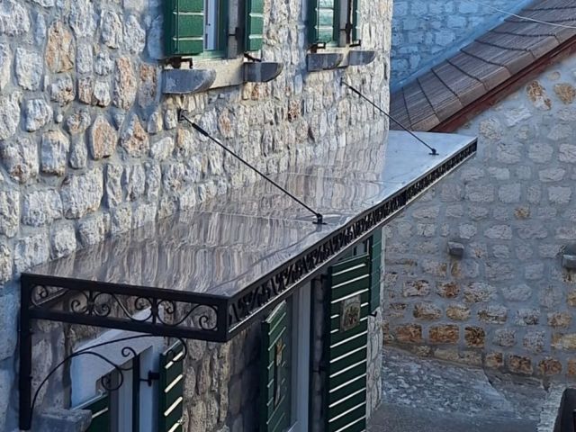 For sale: Authentic stone house with a wine cellar on Lastovo