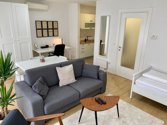 INVESTICIJA, stan Maksimir, prodaja, garaža, 36m2