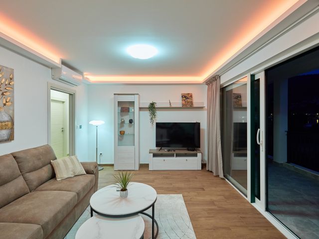 Prodaja luksuzna vila s bazenom u okolici Dubrovnika