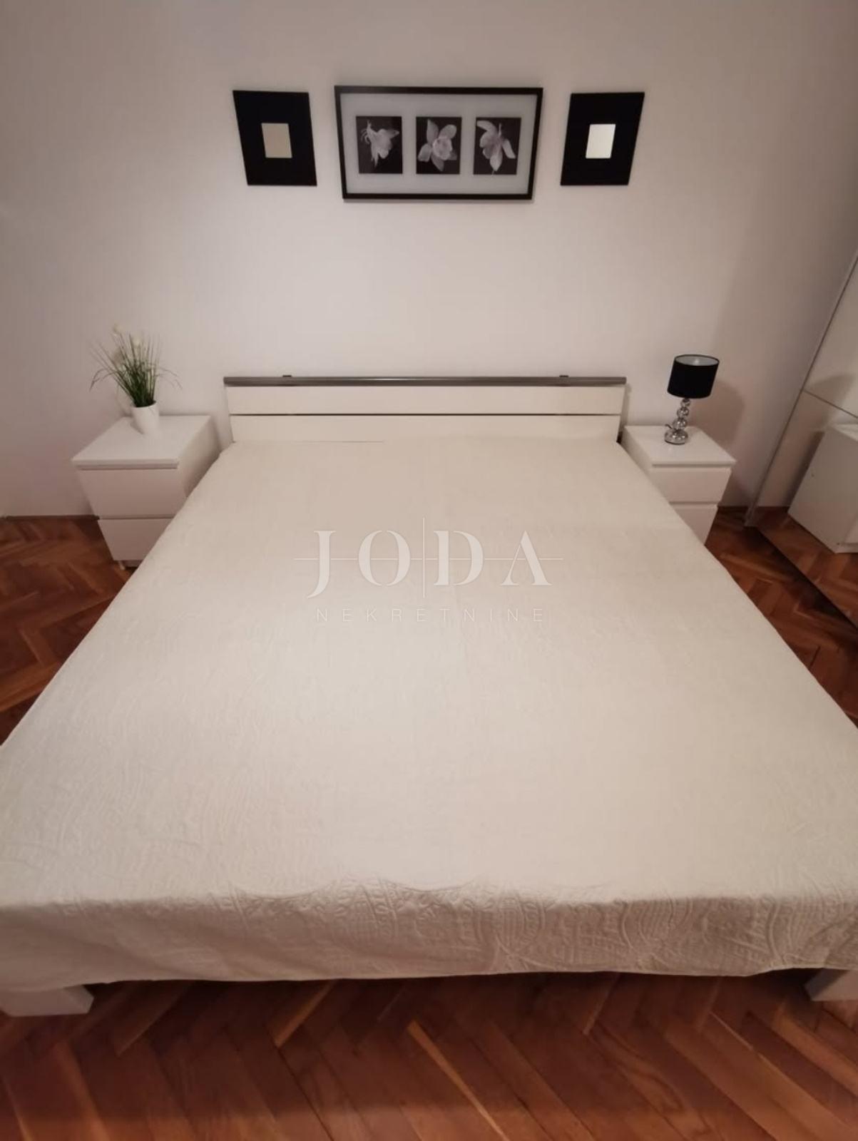 Srdoči potpuno namješten i renoviran stan