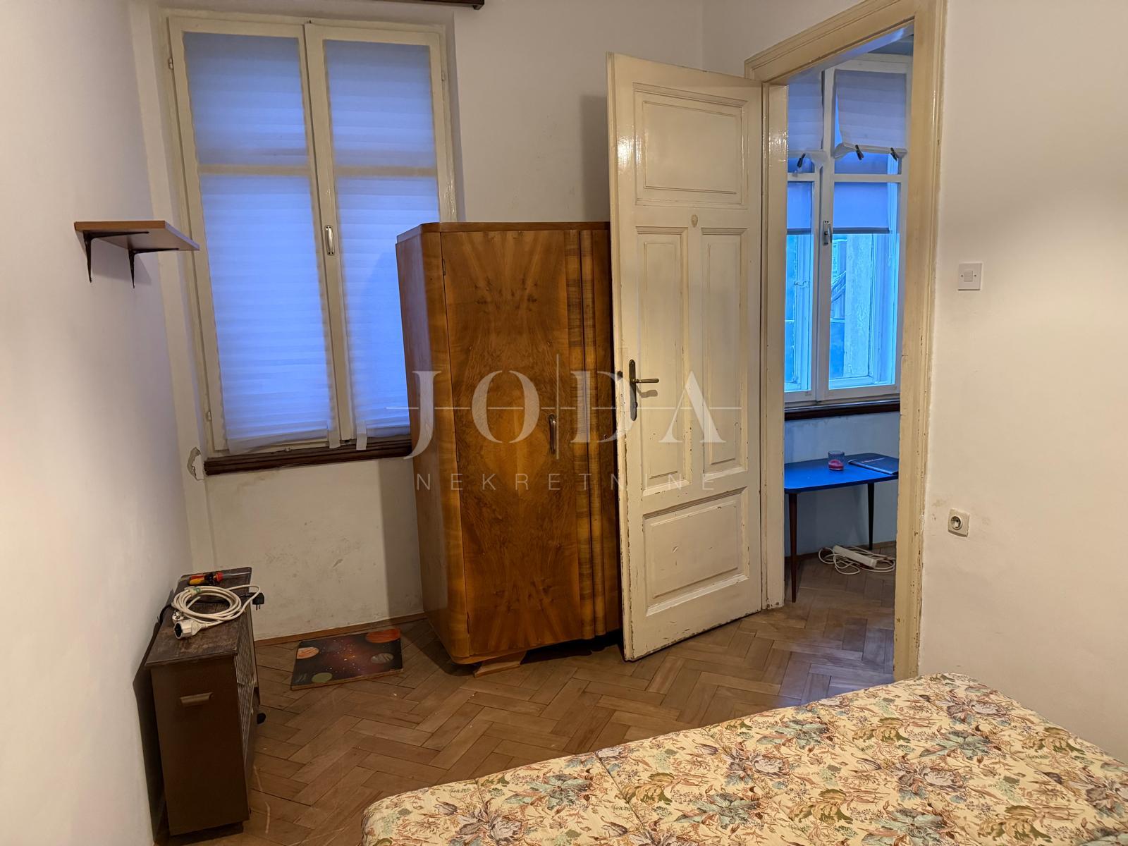 Rijeka - širi centar - stan s potencijalom, odlična lokacija