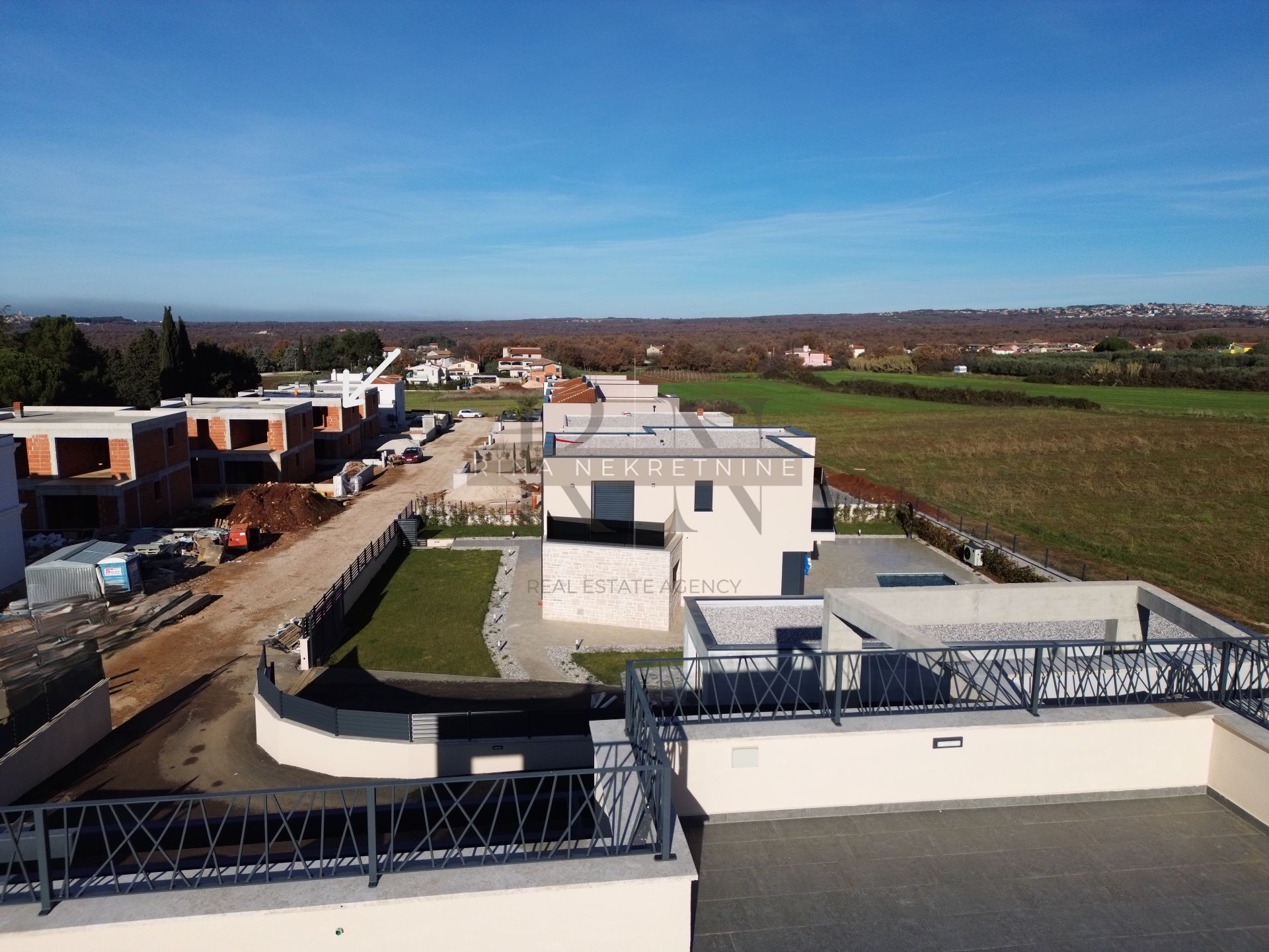 Istria – modern house with pool, Poreč area