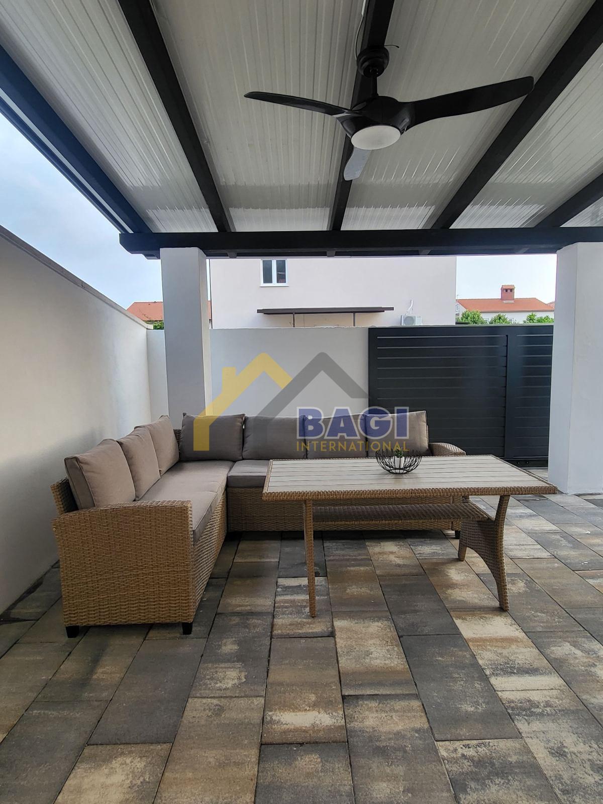 PULA ZWEI-ZIMMER-WOHNUNG 53m2 UND 50m2 GARTEN