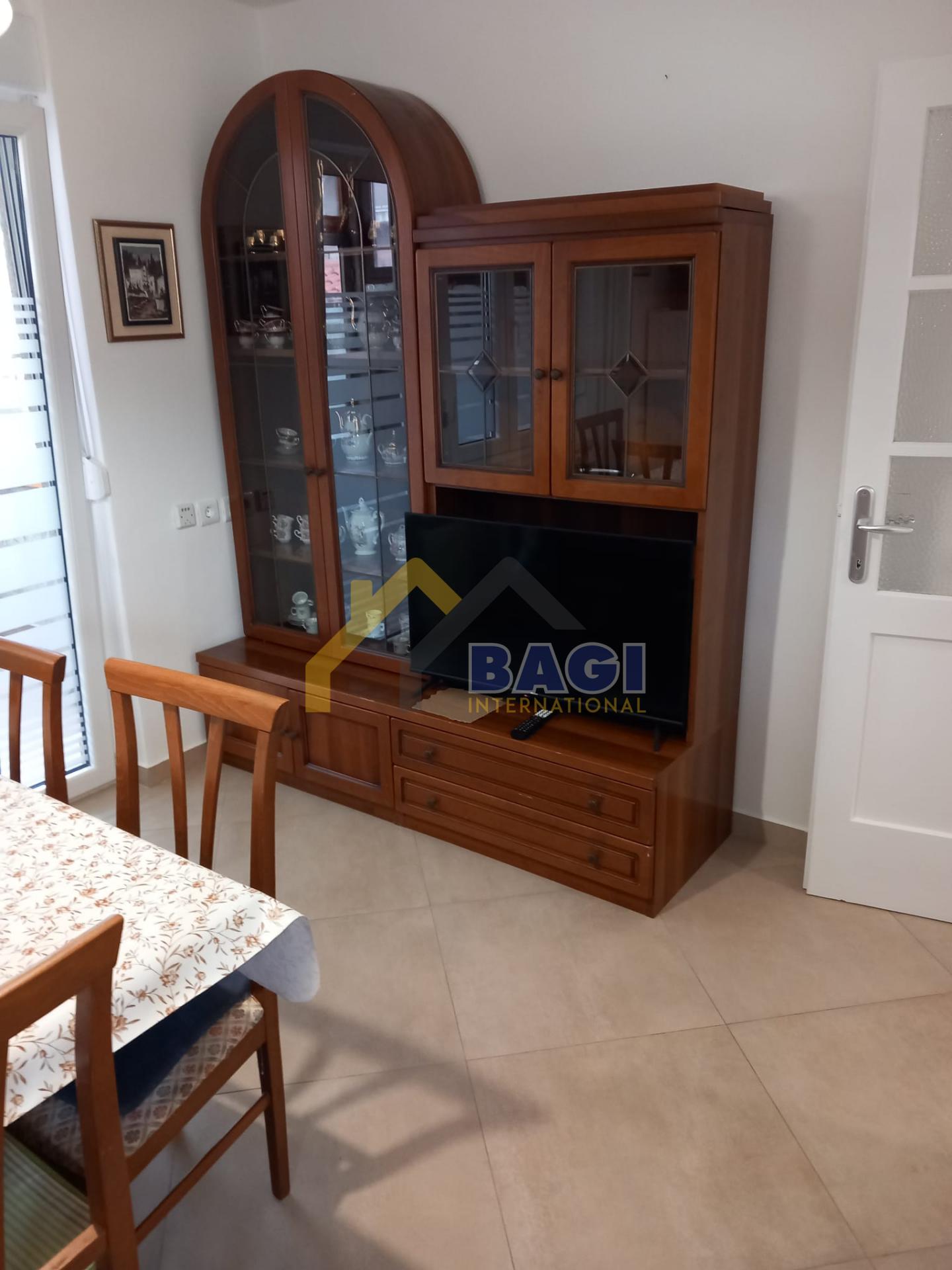 SMJEŠTAJ ZA RADNIKE - Rijeka, Trsat