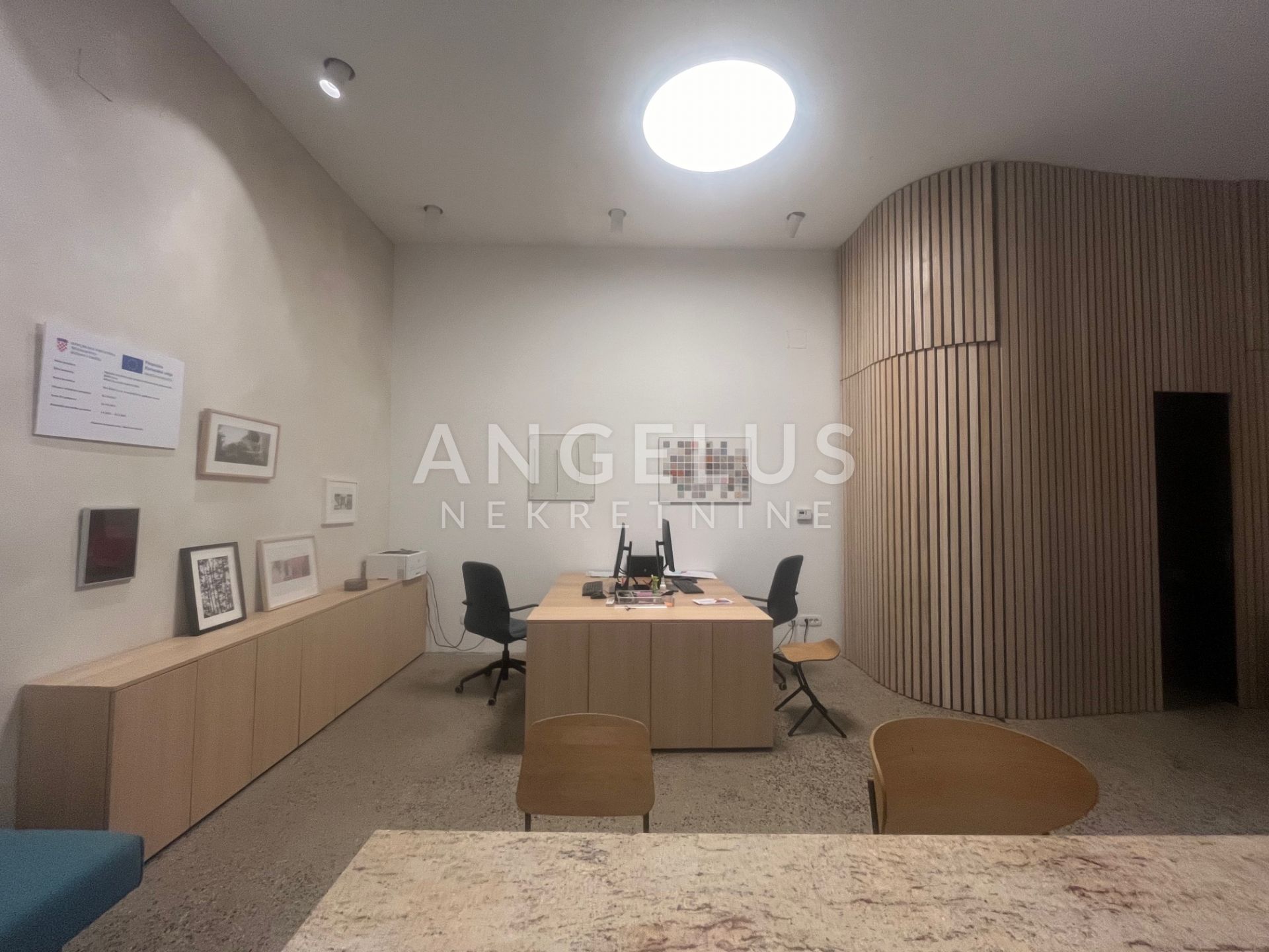 Zagreb, centar-lokal za prodaju, 40 m2