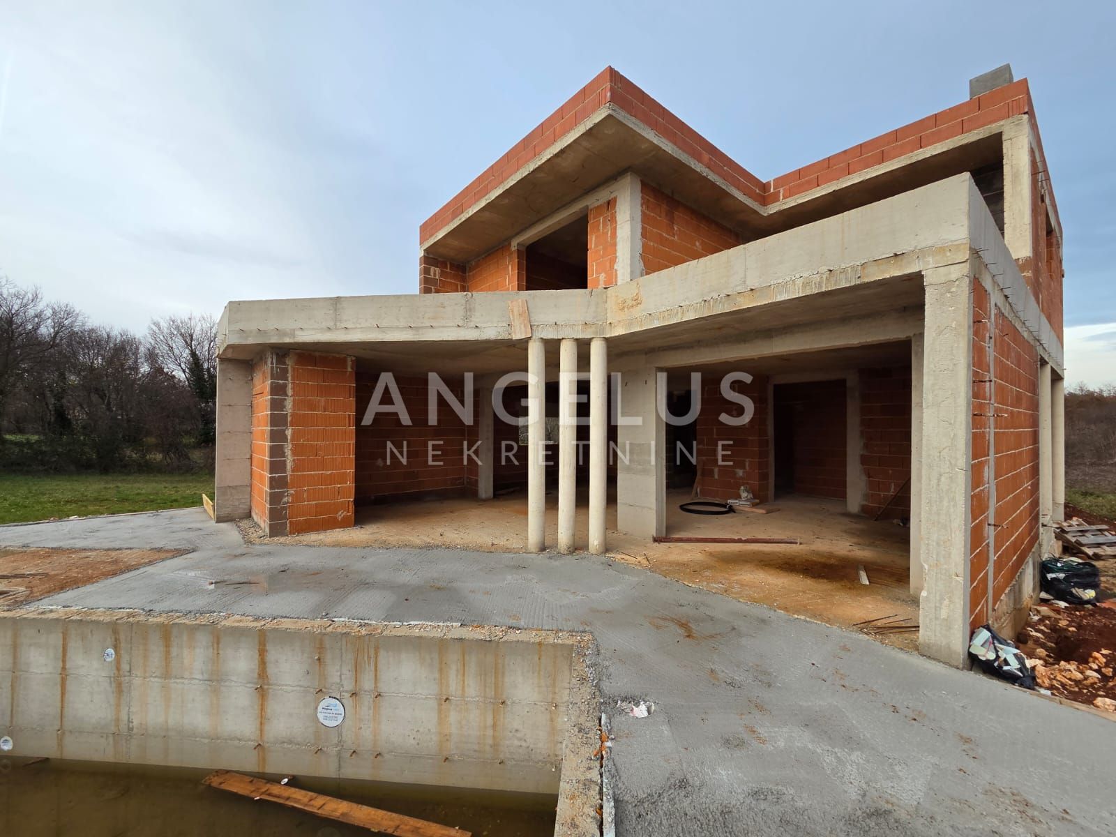 Istra, Barban - Roh Bau vila s bazenom, 174m2, prodaja!