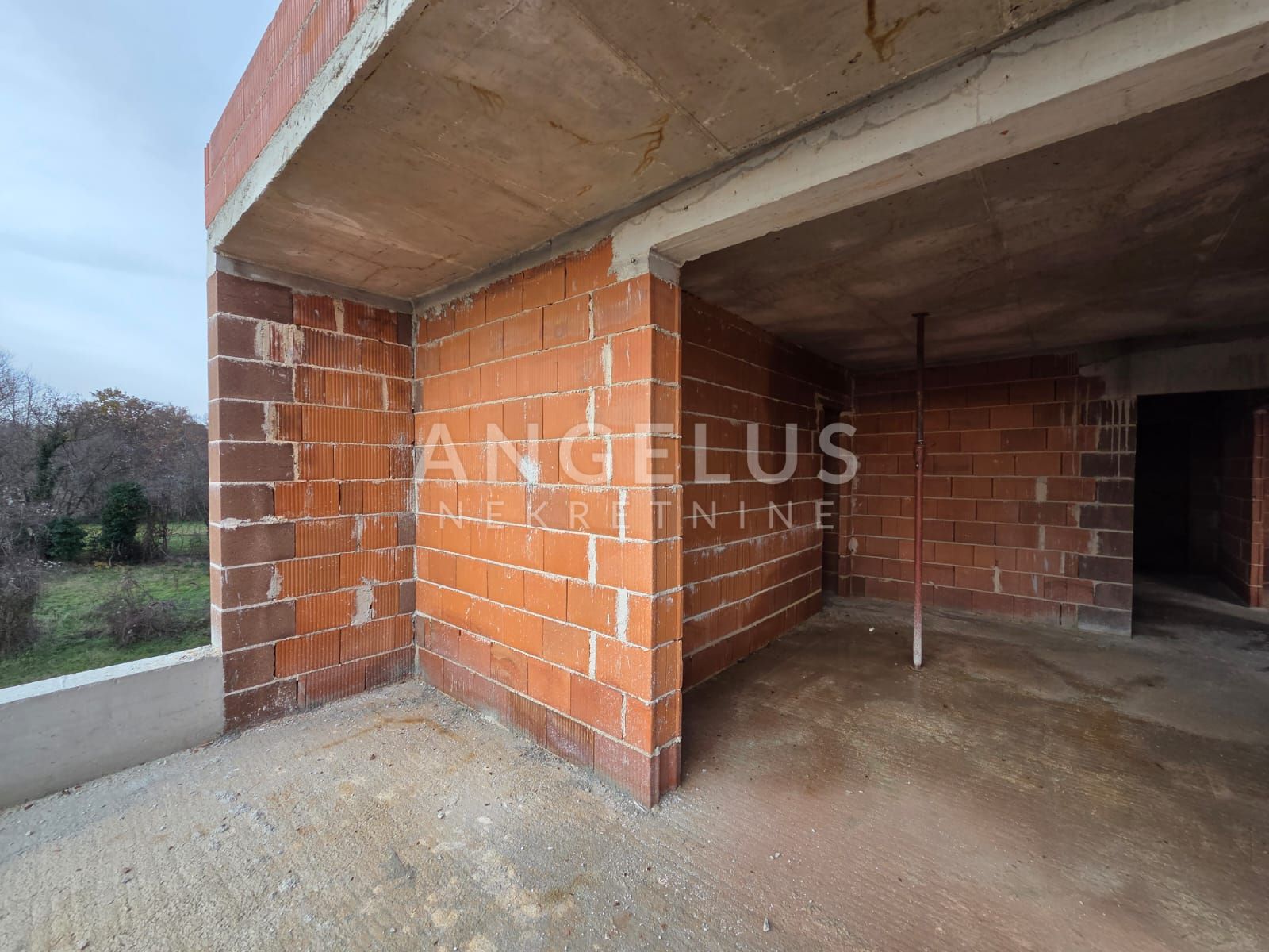 Istra, Barban - Roh Bau vila s bazenom, 174m2, prodaja!