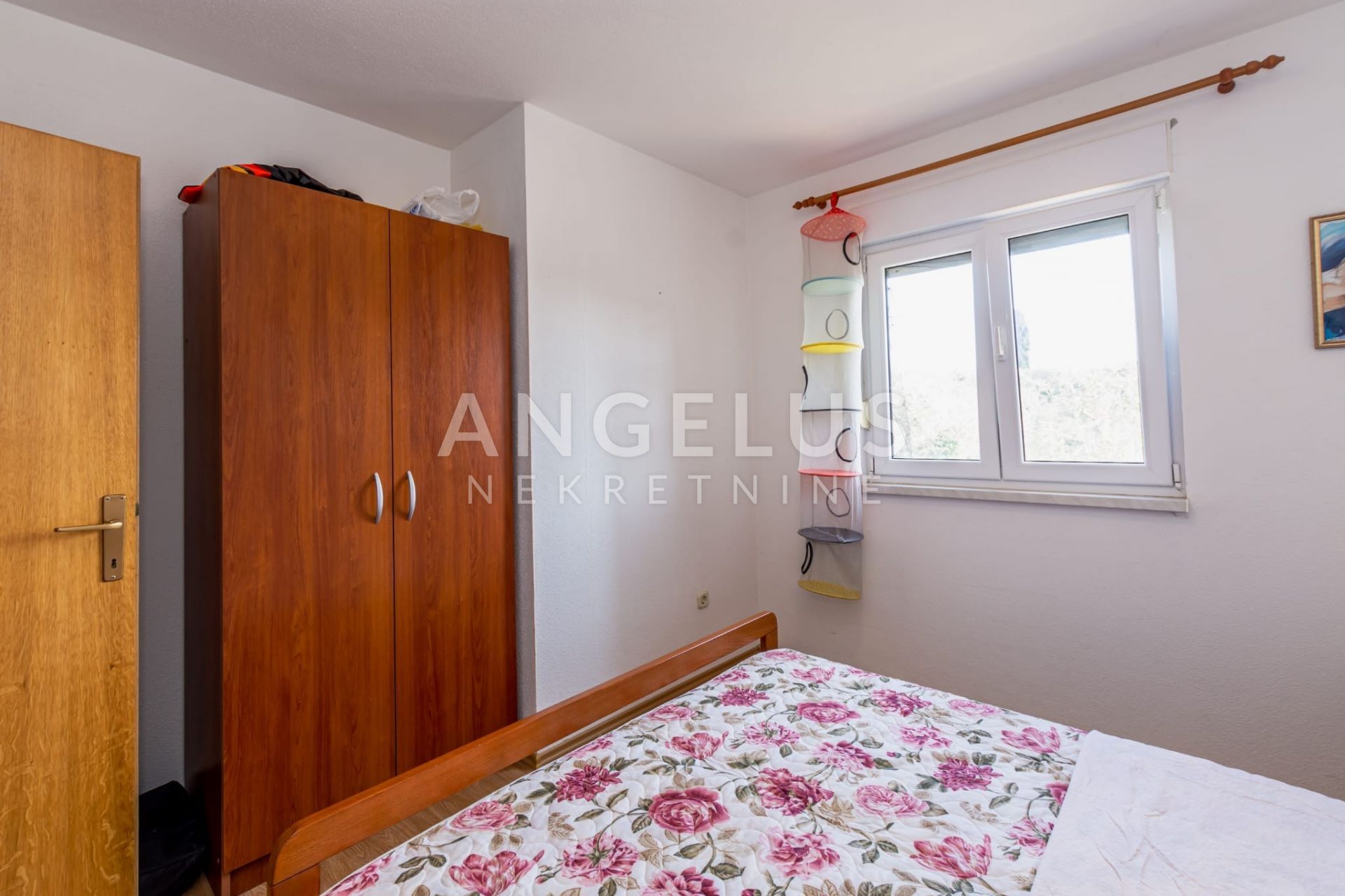 Trogir, Čiovo Okrug - one bedroom apartment near the sea FOR SALE
