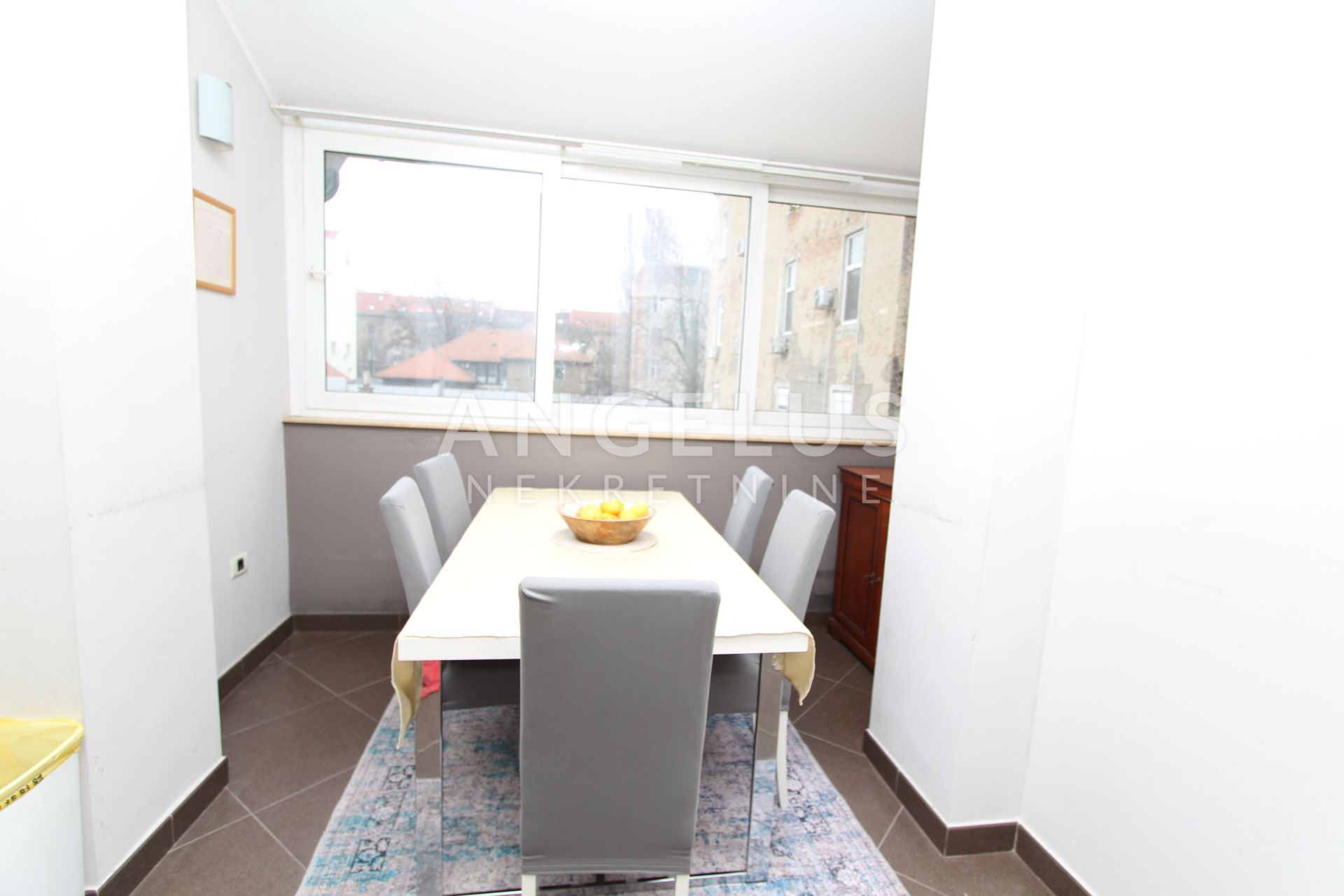 Zagreb, centar-stan za najam, 103 m2