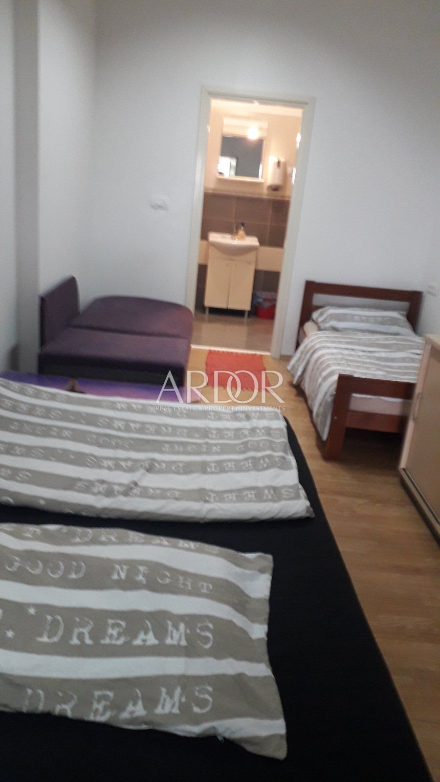 Kastav, prostrani stan za smještaj radnika