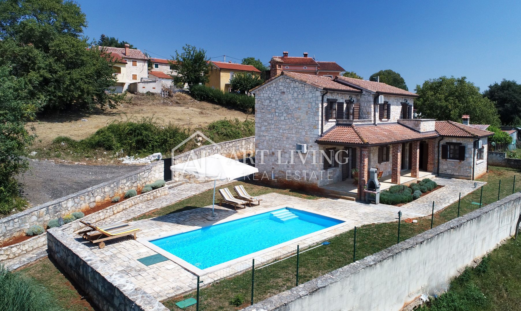 Poreč und Umgebung – rustikale Steinvilla in ruhiger und schöner Lage