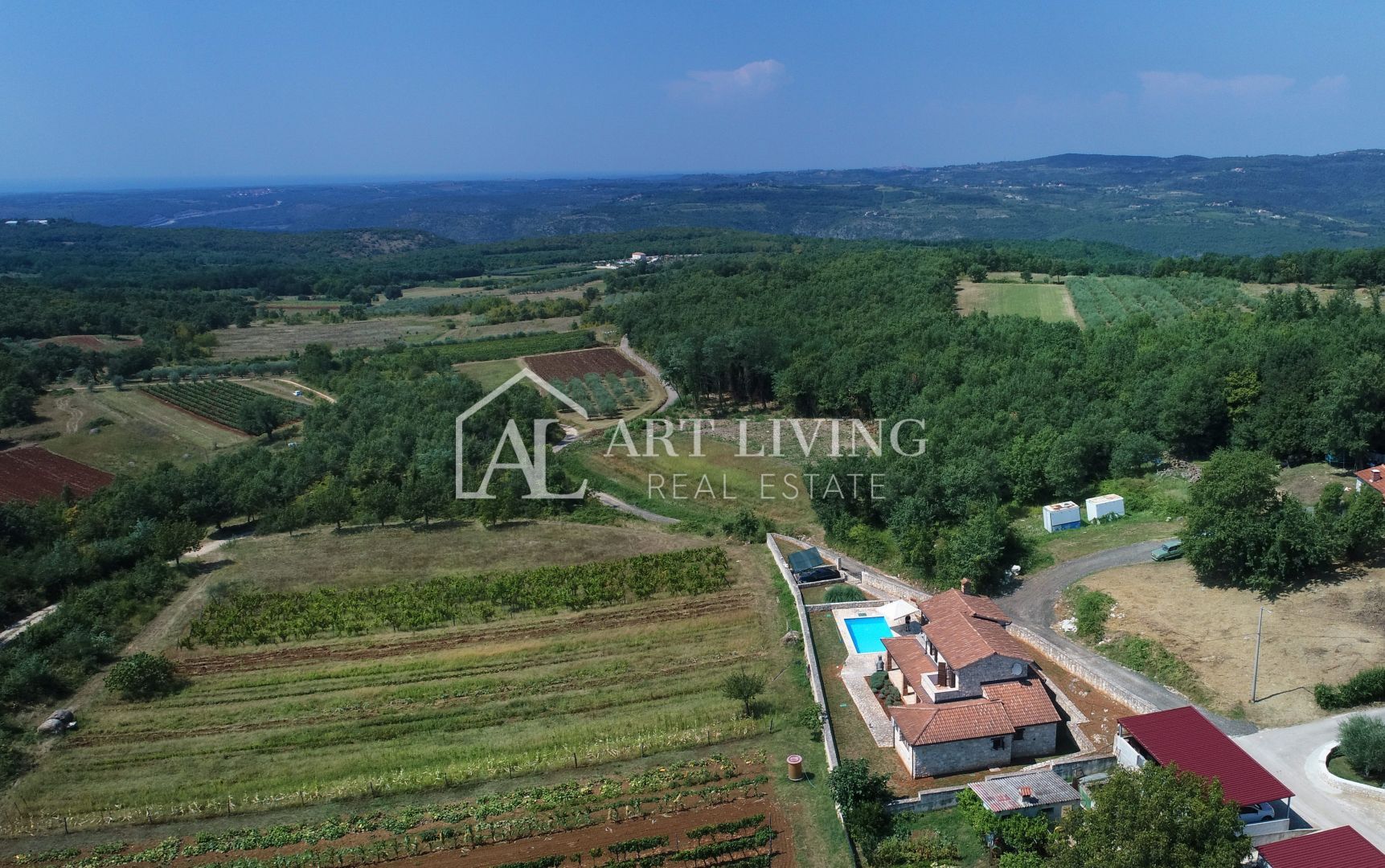 Poreč und Umgebung – rustikale Steinvilla in ruhiger und schöner Lage