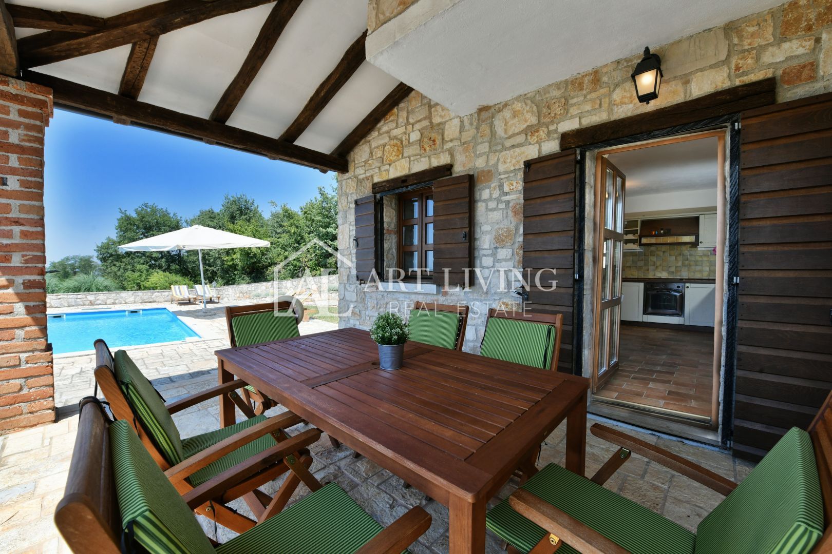 Poreč und Umgebung – rustikale Steinvilla in ruhiger und schöner Lage