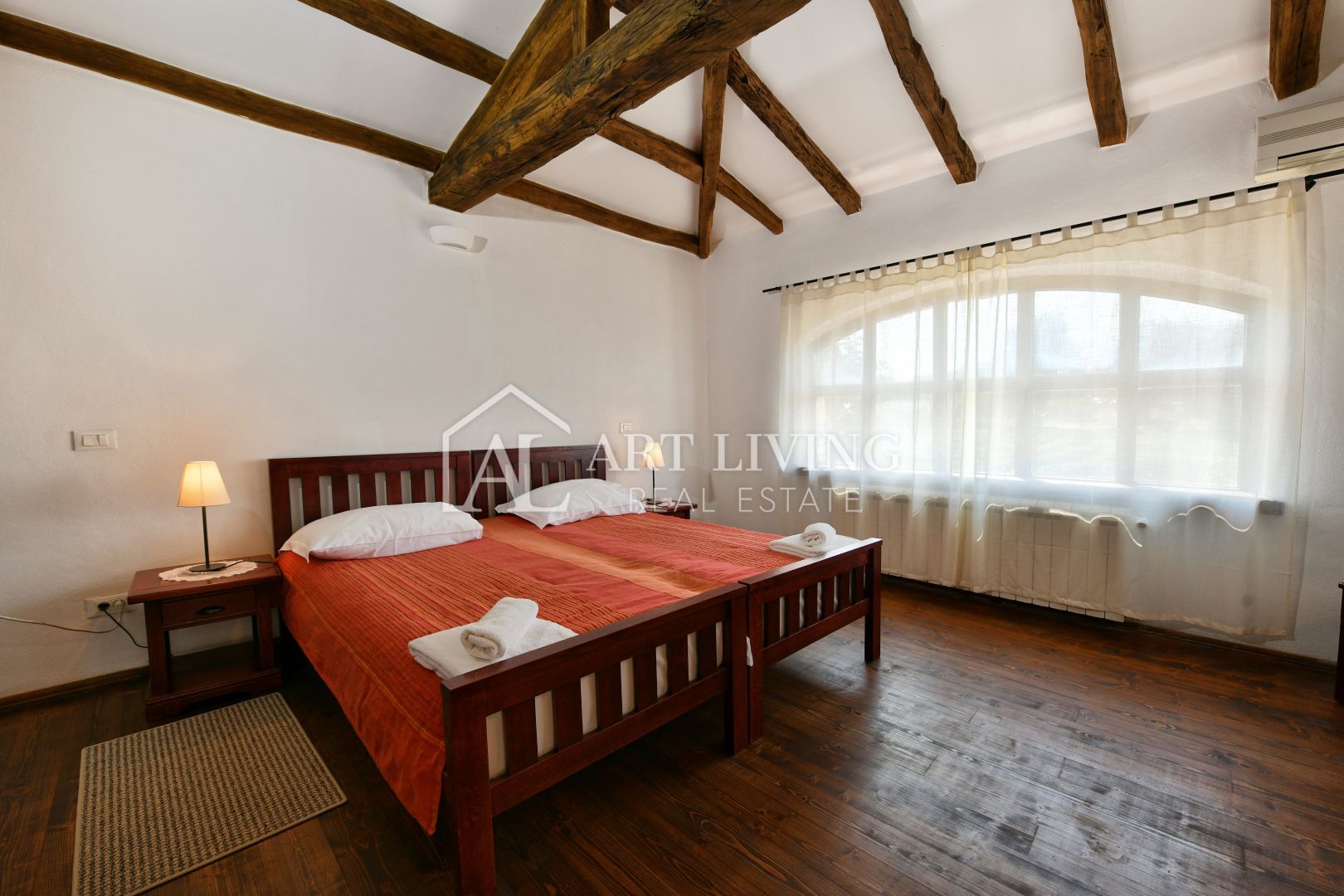 Poreč und Umgebung – rustikale Steinvilla in ruhiger und schöner Lage