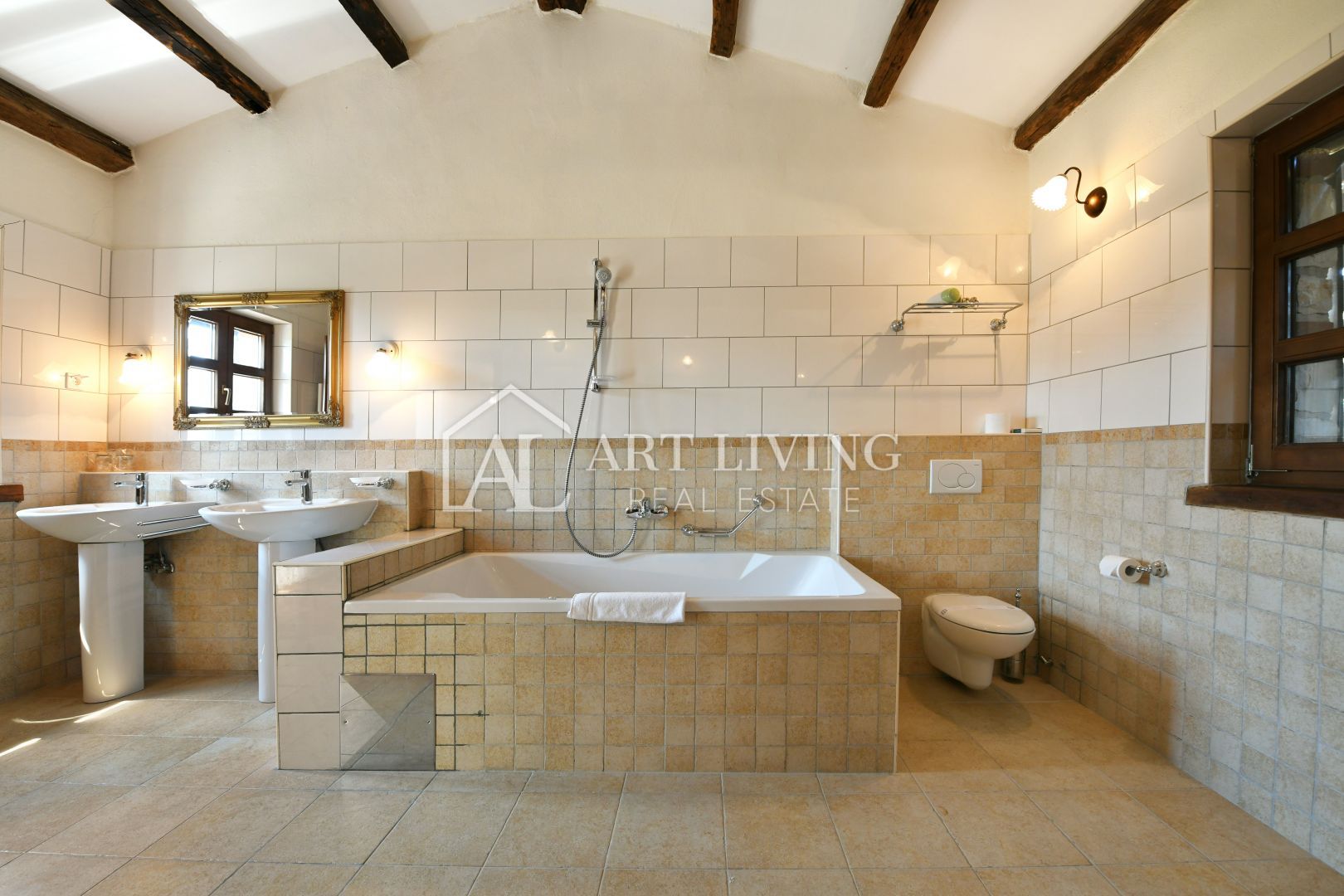 Poreč und Umgebung – rustikale Steinvilla in ruhiger und schöner Lage