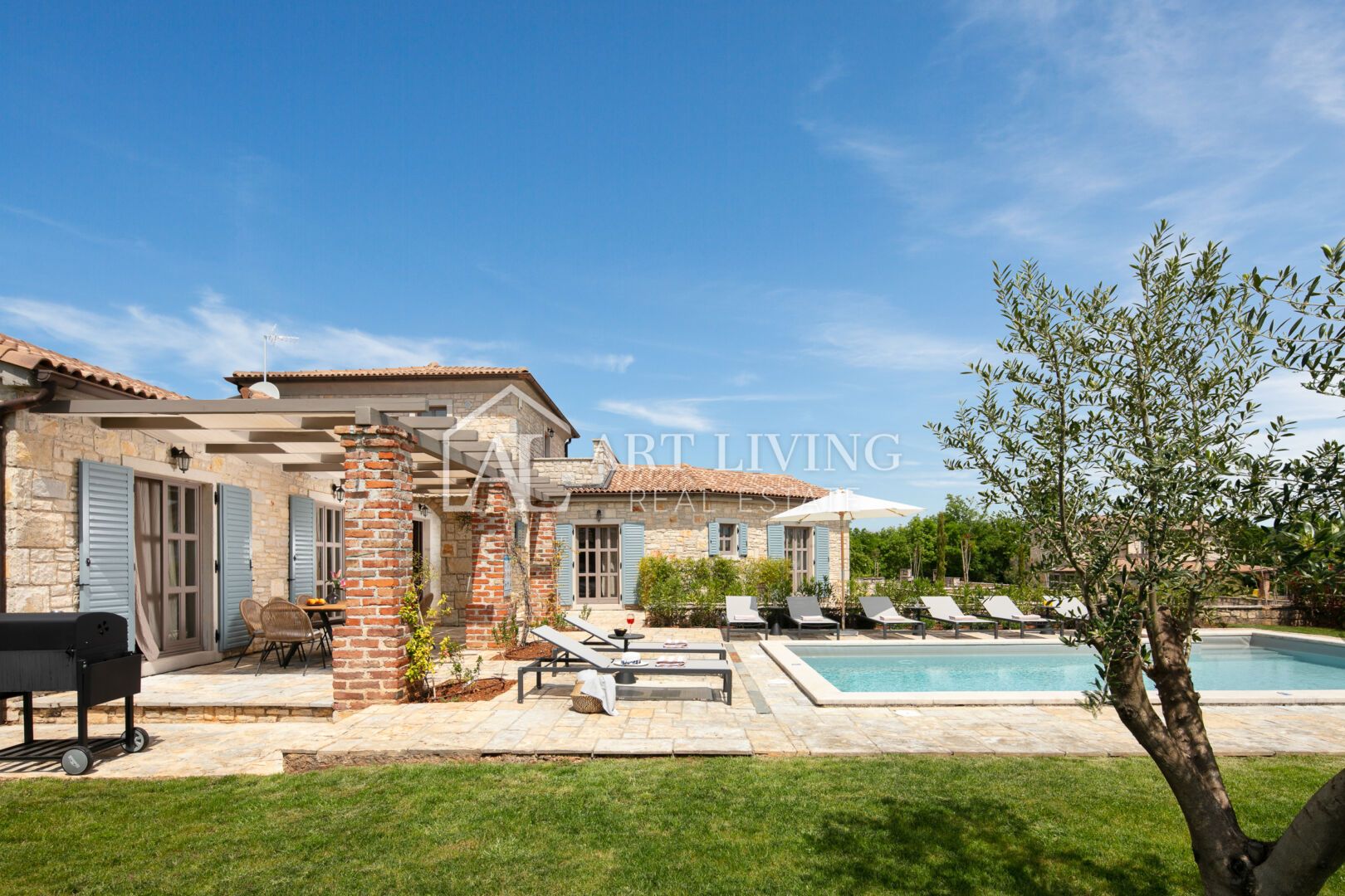 Poreč, surroundings - luxurious rustic villa with pool - OPPORTUNITY