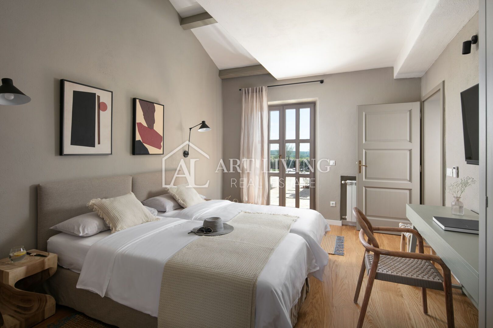 Poreč, surroundings - luxurious rustic villa with pool - OPPORTUNITY