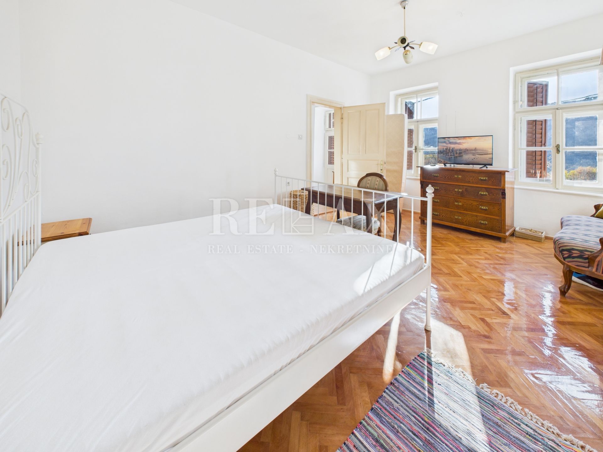 Bribir – authentisches Haus mit Garten