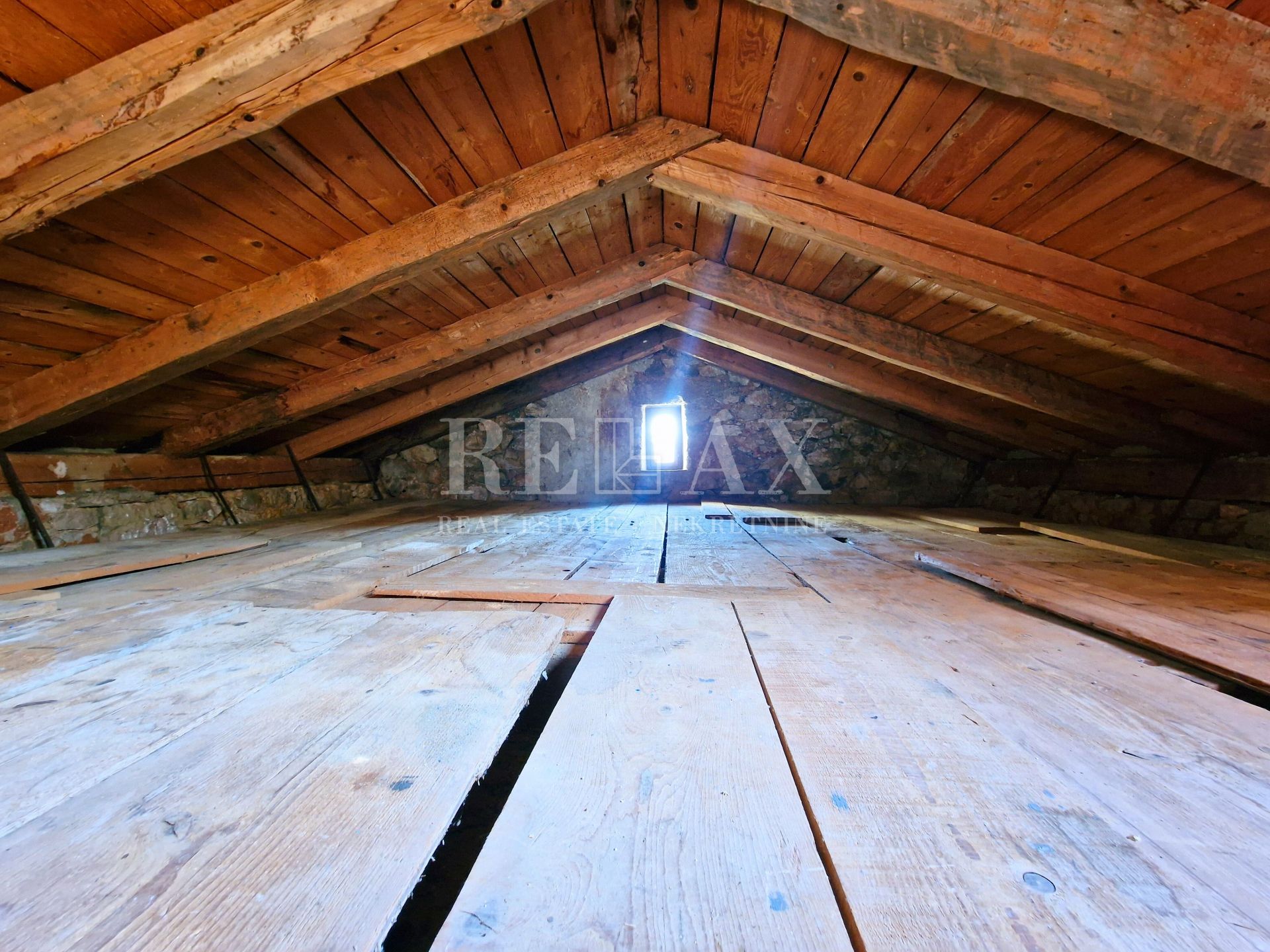 Bribir – authentisches Haus mit Garten