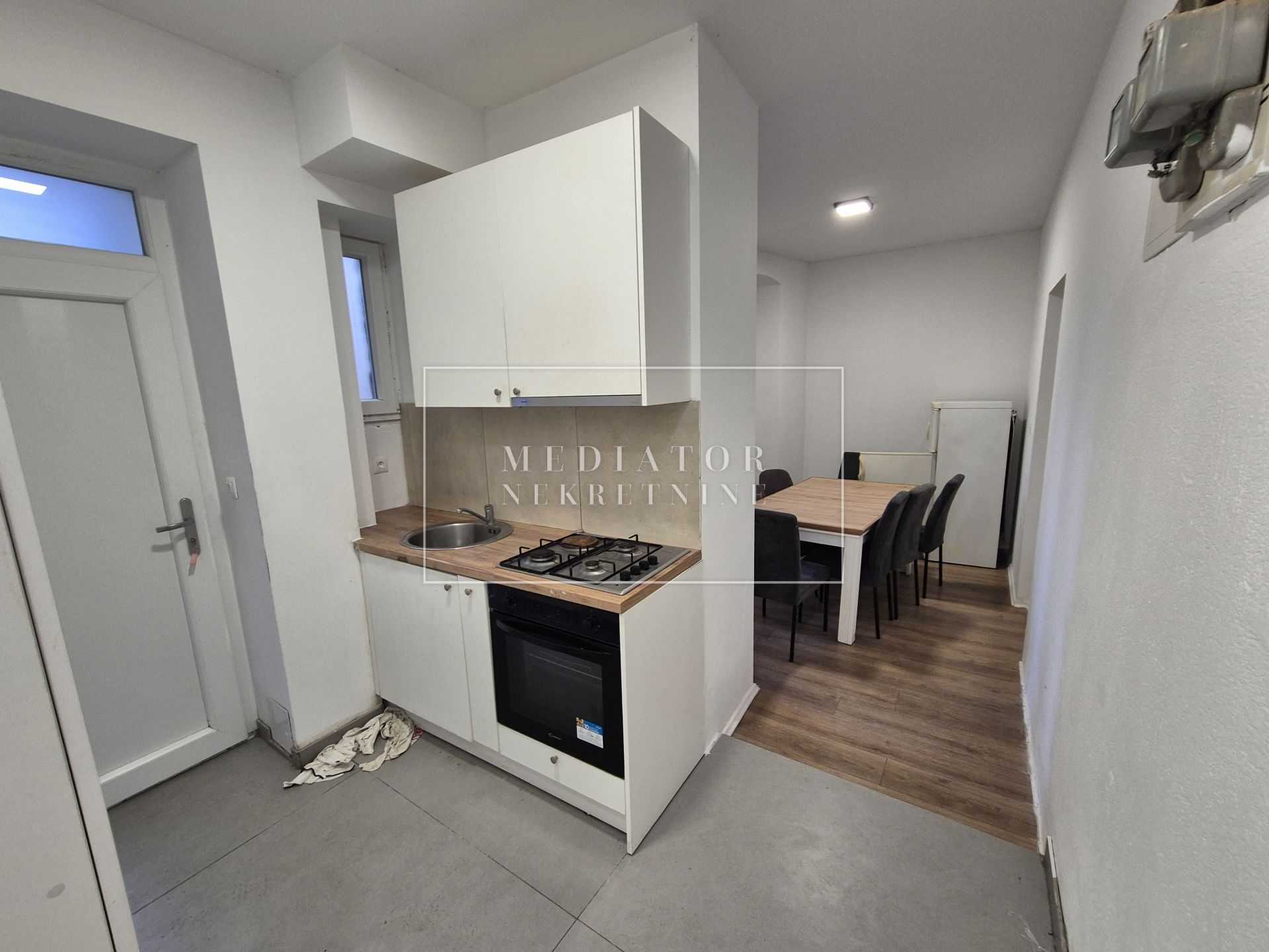 Mlaka- Trosobni klasični stan idealan za najam radnicima